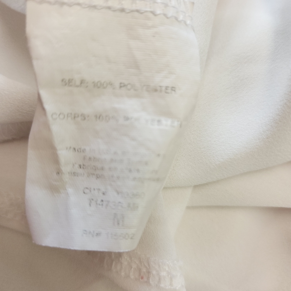 LUSH white sleeveless shell with fabric loop detail - Picture 4 of 5
